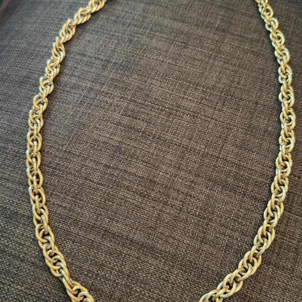 Women's Gold and Silver Jewelry
